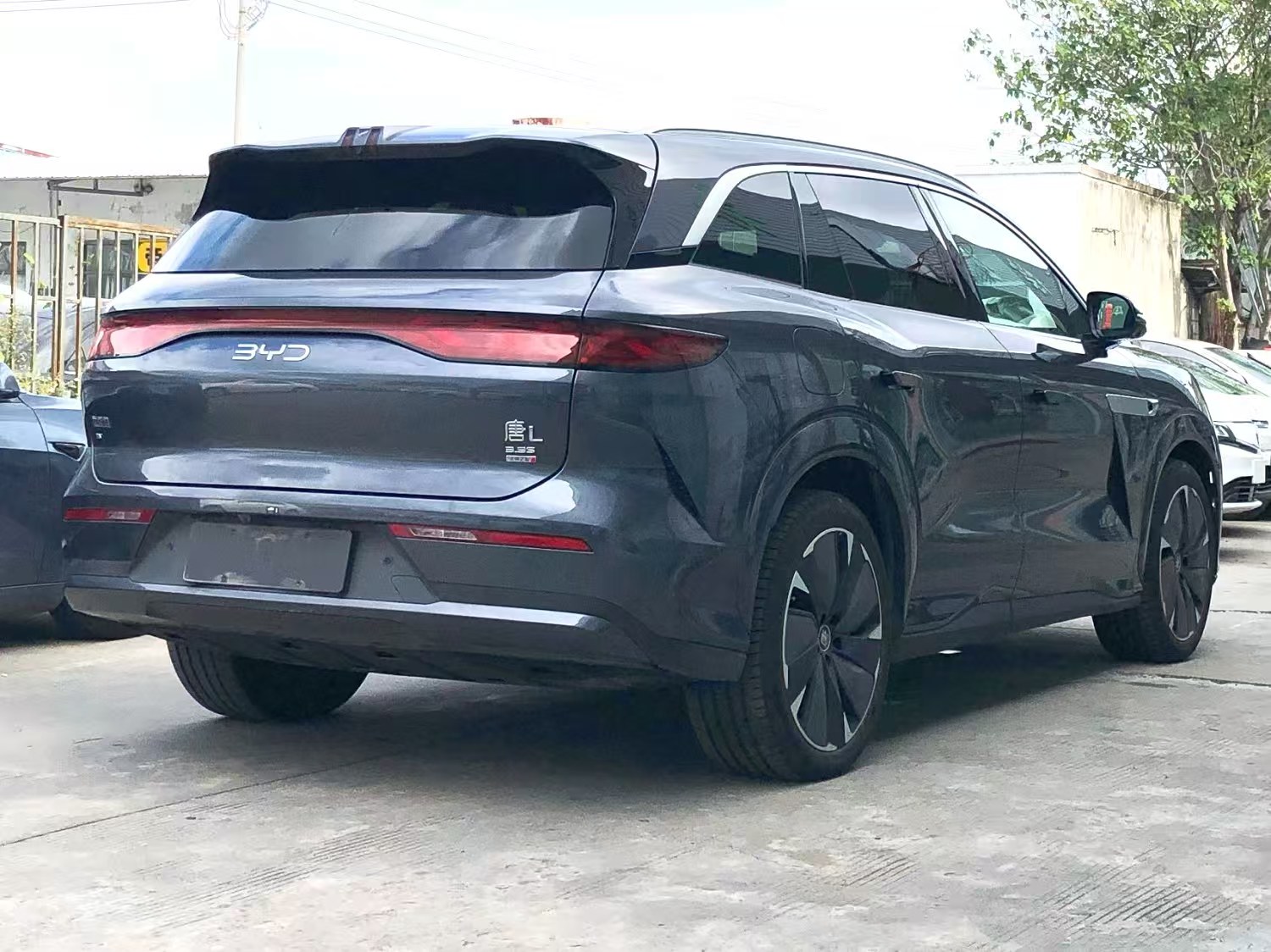 BYD Tang L EV 2025 Model 600KM Four-wheel Drive LiDAR Flagship Edition, Automatic Transmission