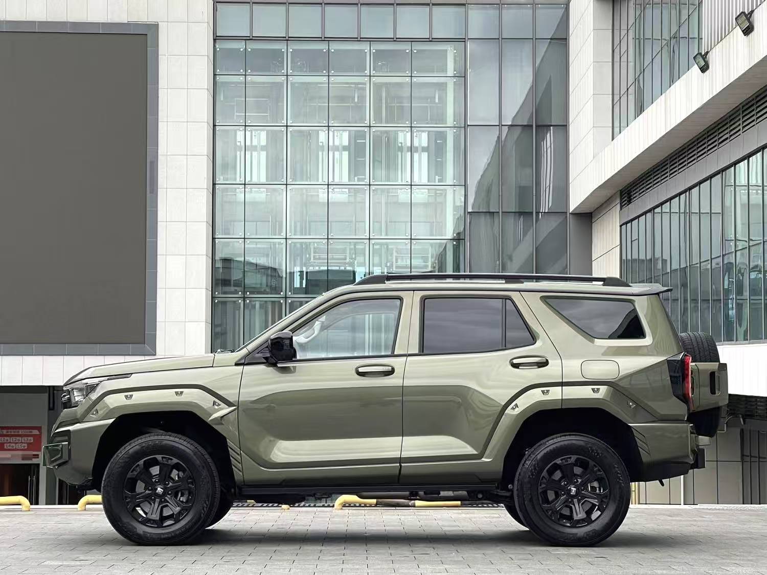 Tank 400 Hi4-T 2023 2.0T Super Power Edition Automatic Transmission