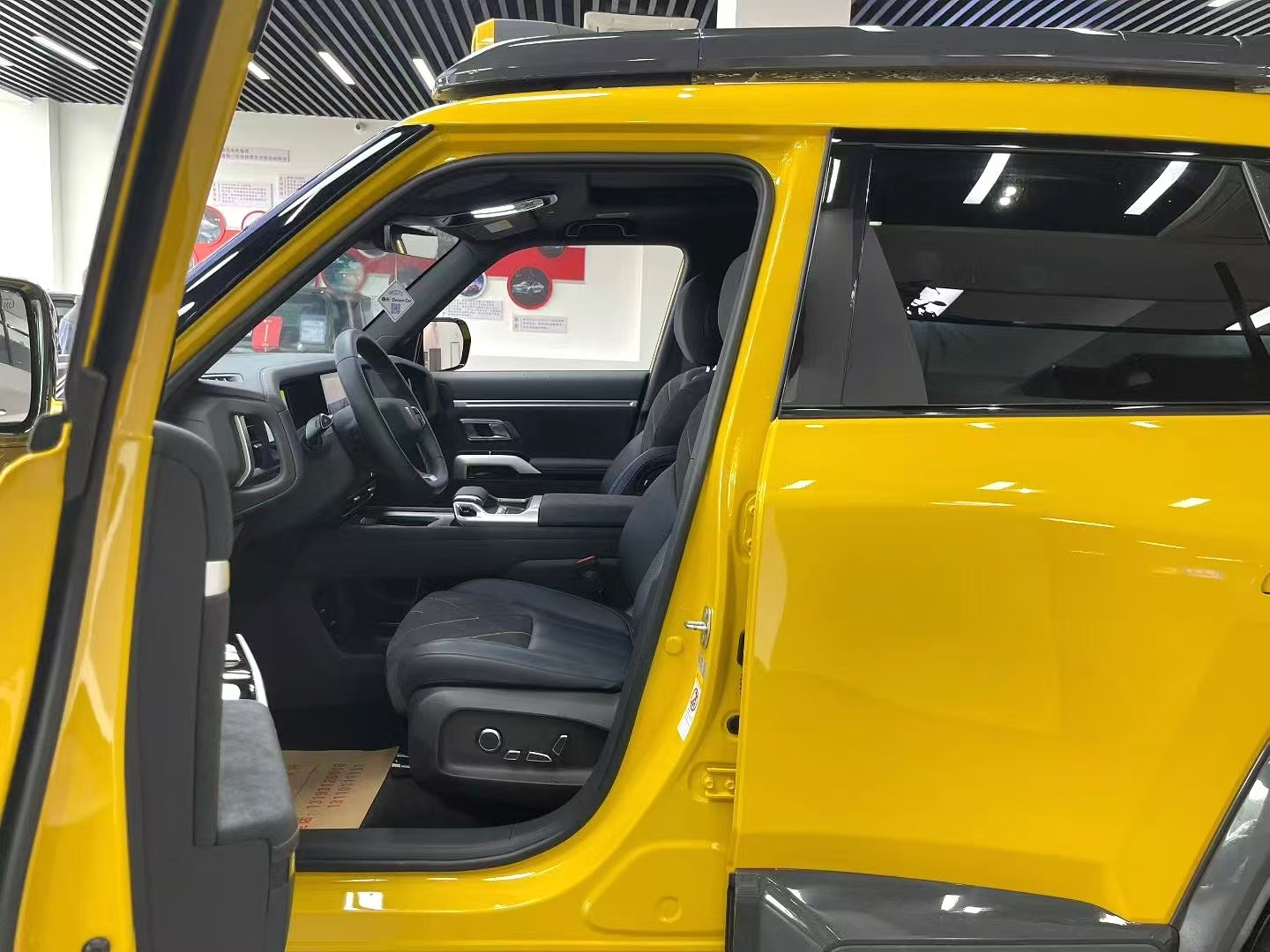 Changan Deep Blue 2025 G318 Worry-Free Crossing Edition 4WD Secret Realm Edition Automatic Transmission