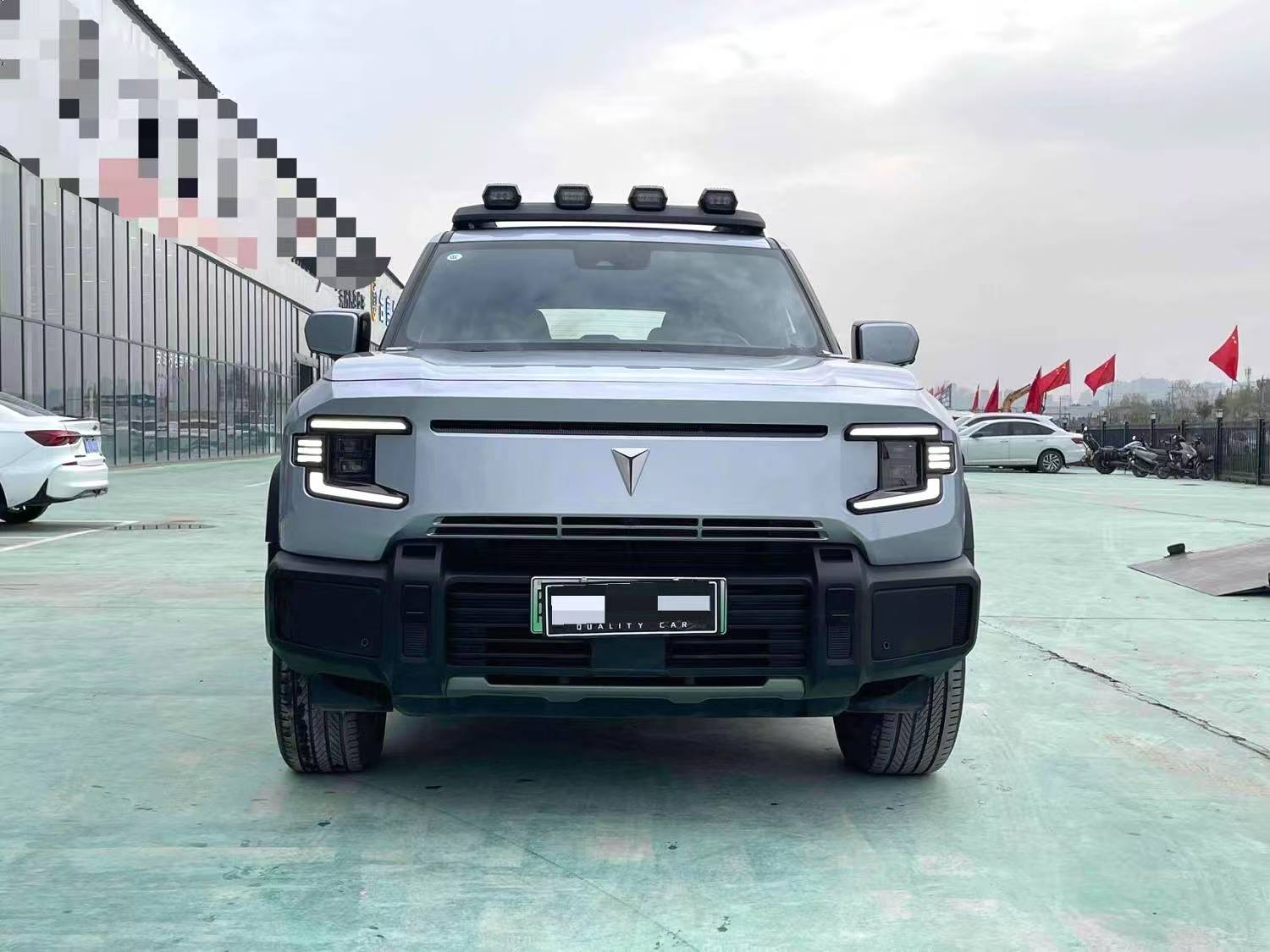 The 2024 Changan Deep Blue G318 four-wheel Drive suspended version with automatic transmission