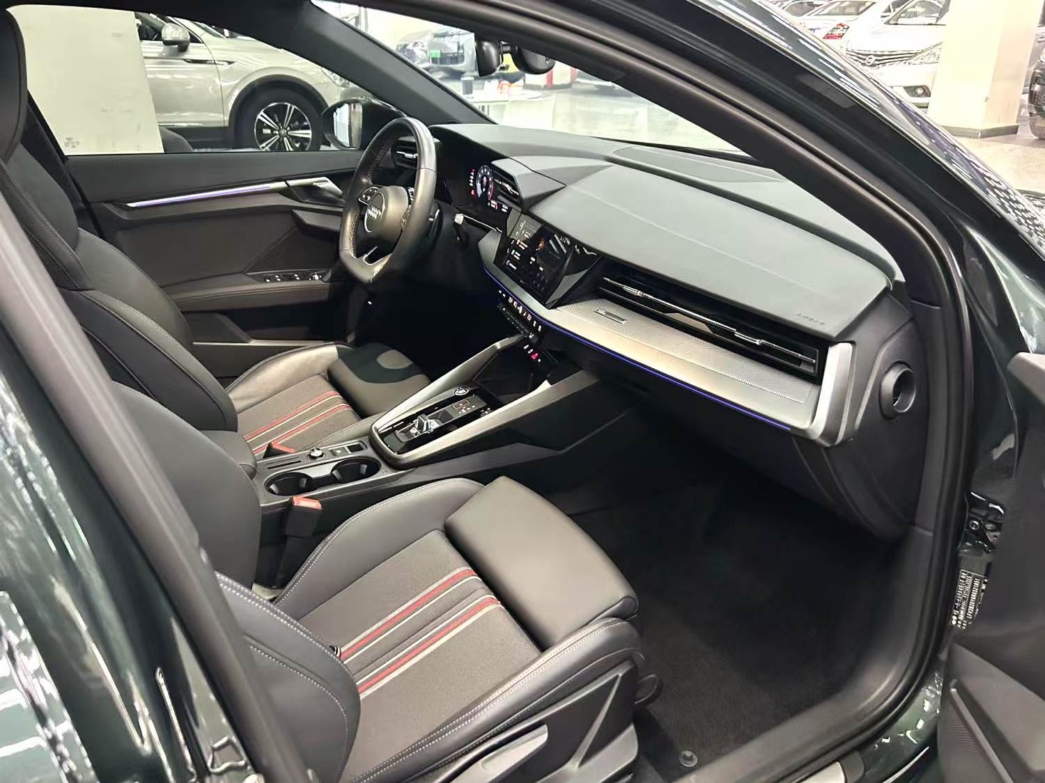 Audi A3 sportback 1.4T 35TFSI Sporty Automatic Transmission 2024 model