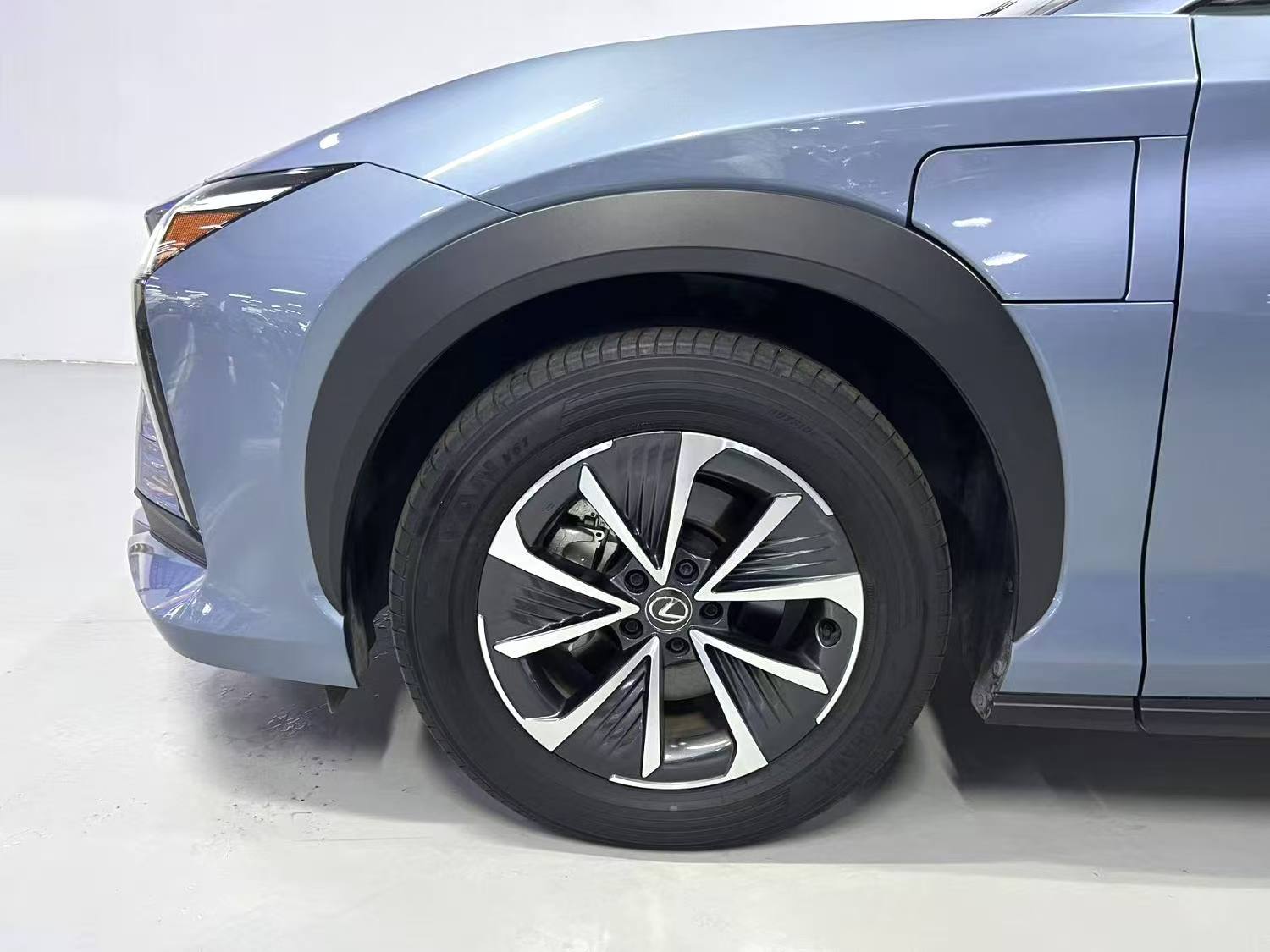 The 2023 Lexus RZ 450e Four-wheel Drive Enjoyment Edition with automatic transmission