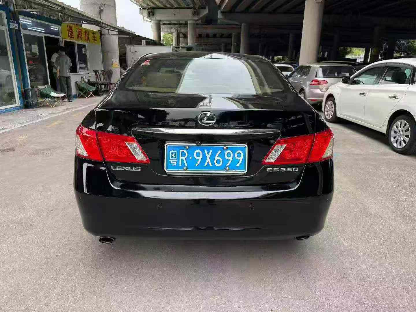 Lexus ES350