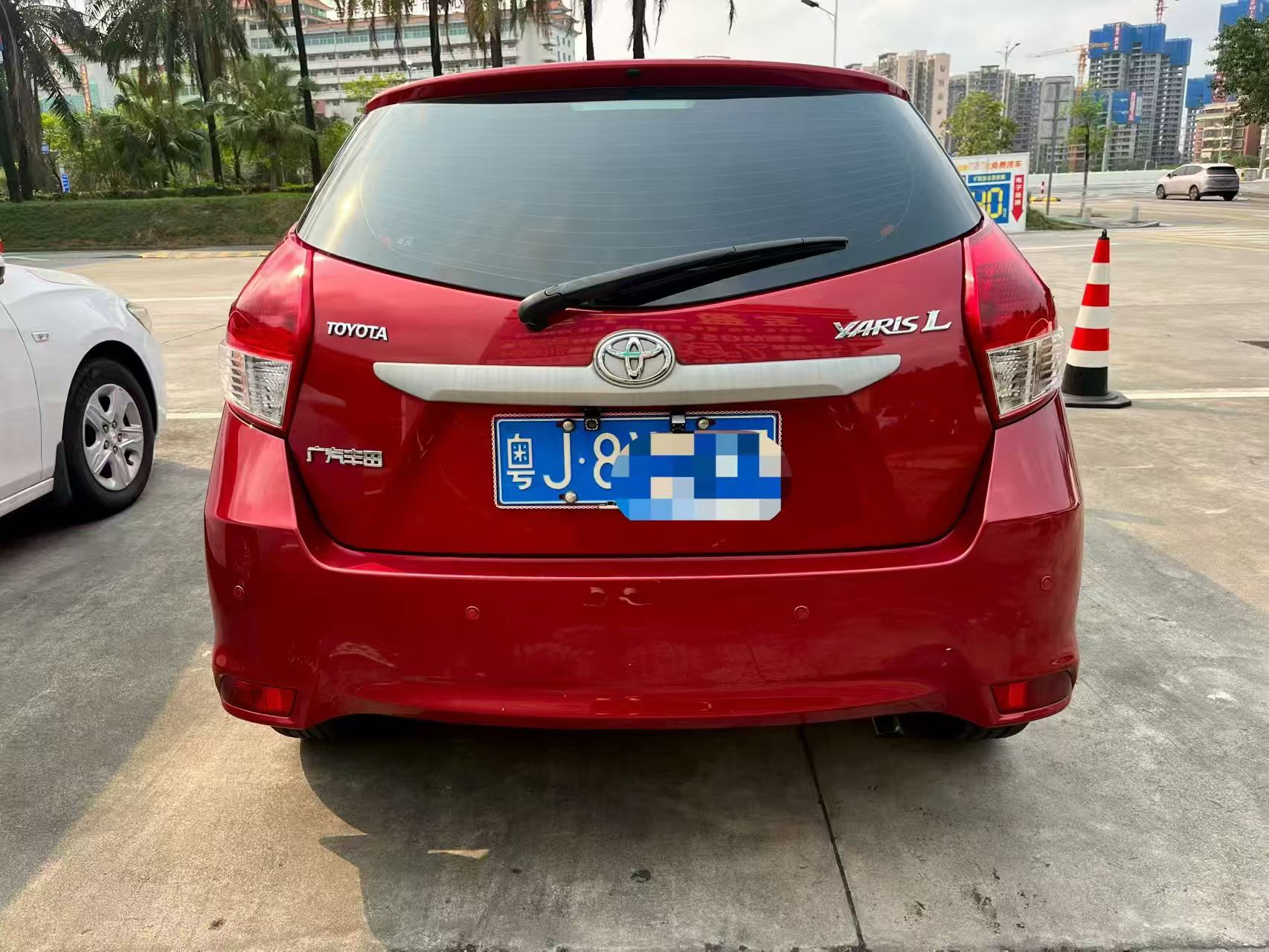 TOYOTA Yaris